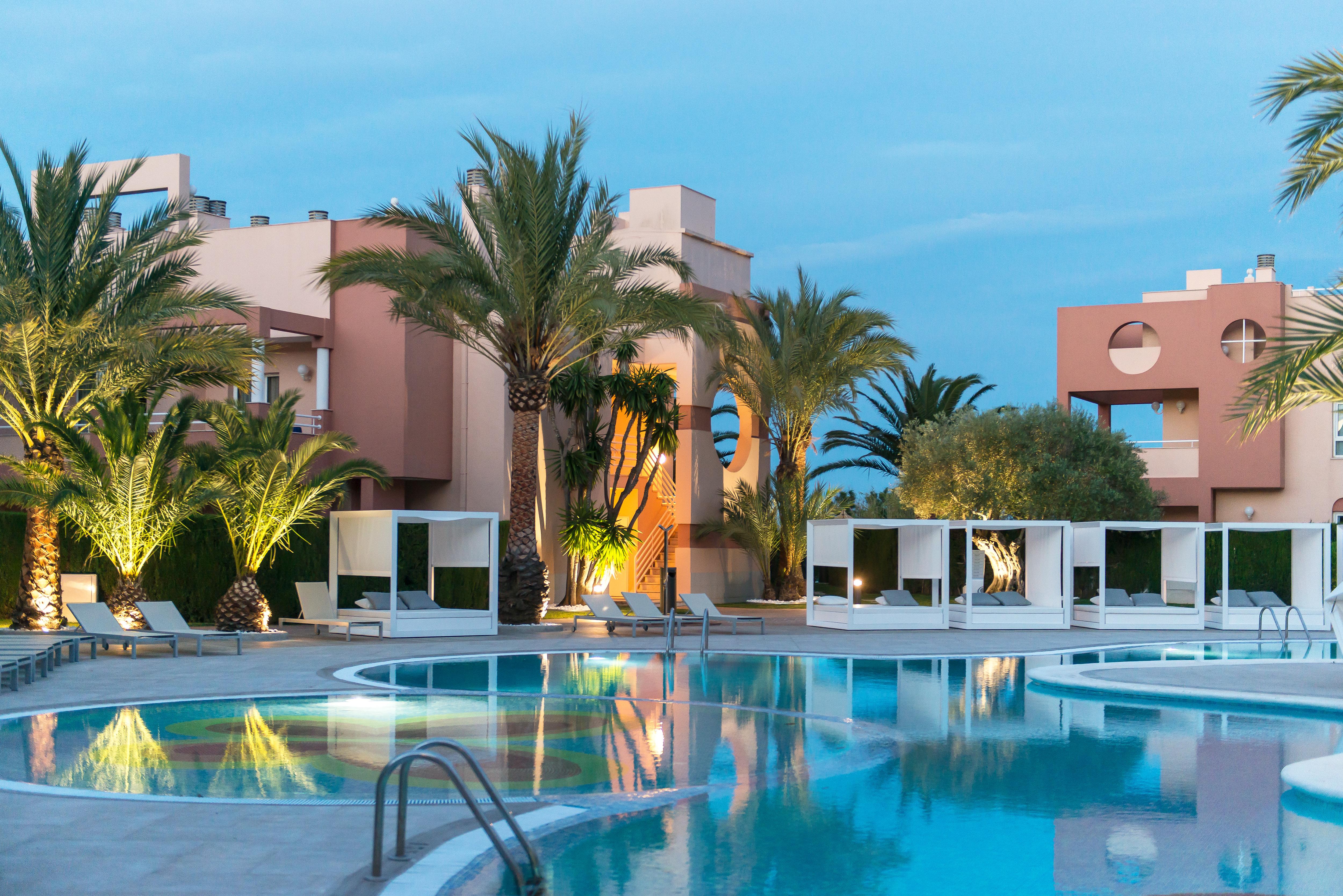Oliva Nova Beach & Golf Hotel Exterior photo