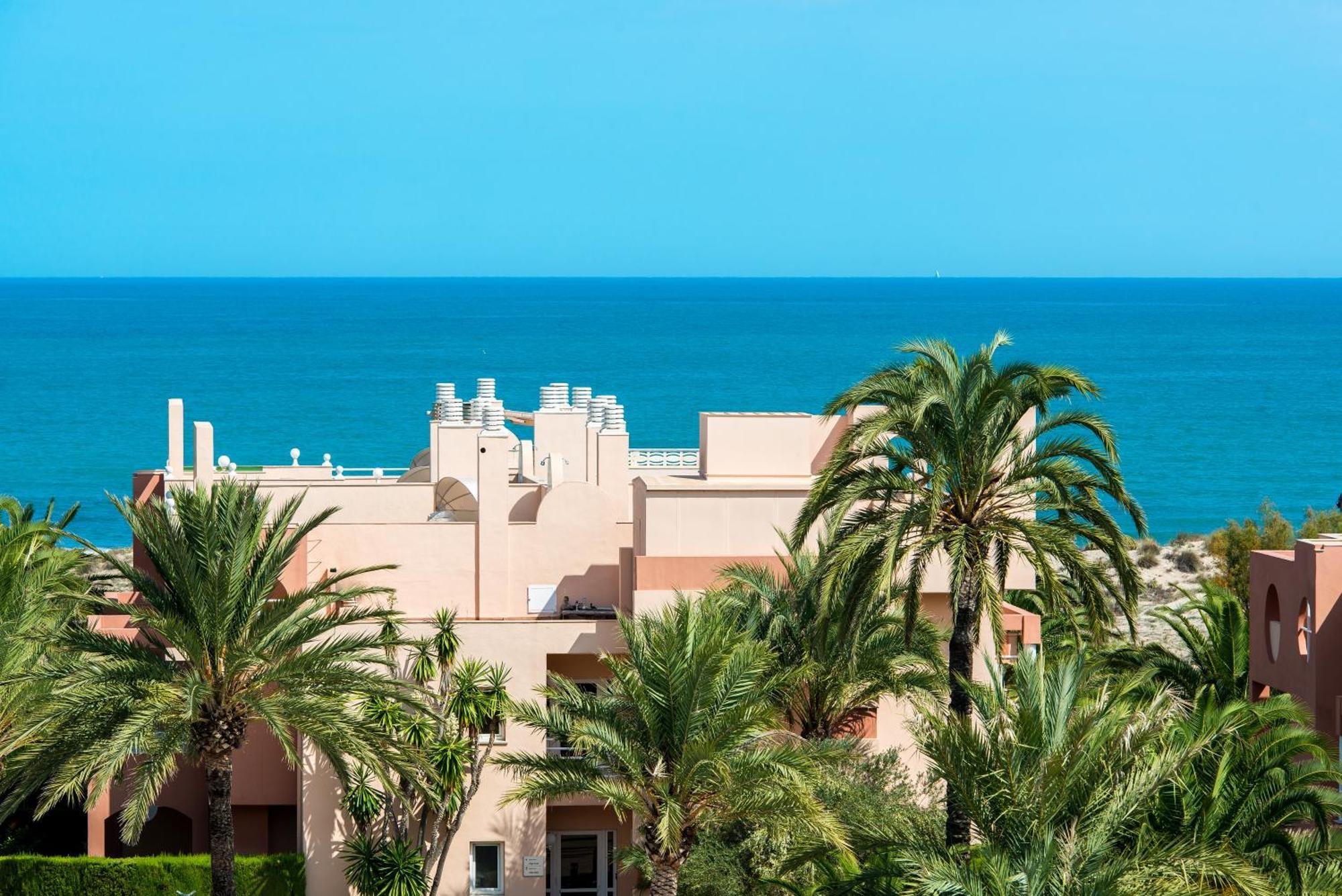 Oliva Nova Beach & Golf Hotel Exterior photo